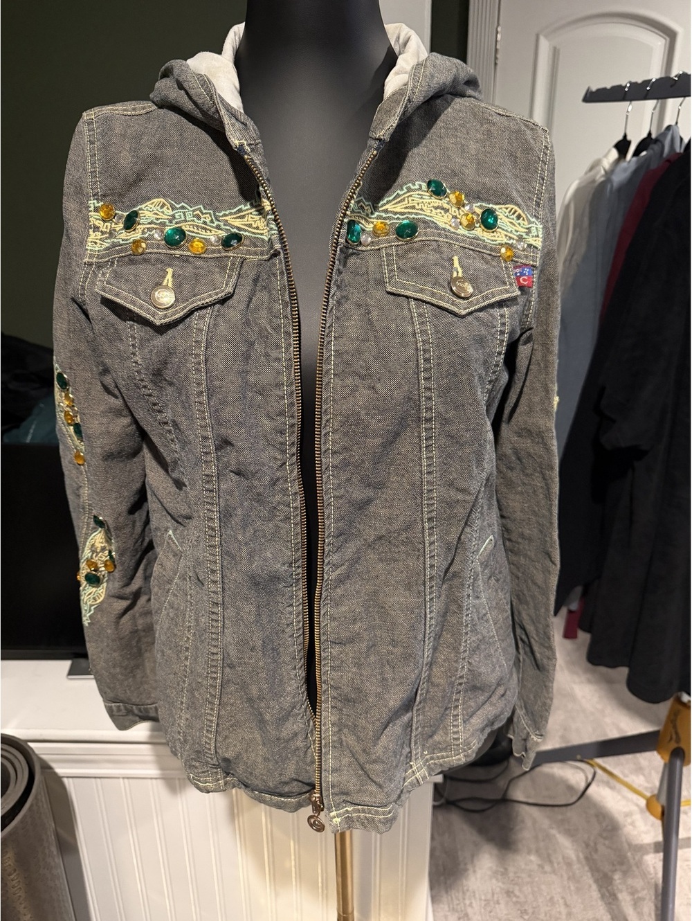 Vintage COOGI hooded embellished denim jacket medium excellent condition